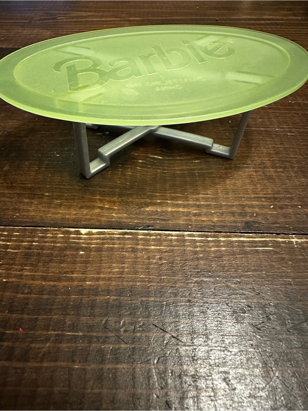Barbie Table - Picture 2 of 3